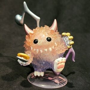 Pop Mart Instinctoy Mucky Monster Fluffy "Let's Dance" Joyful Life figure
